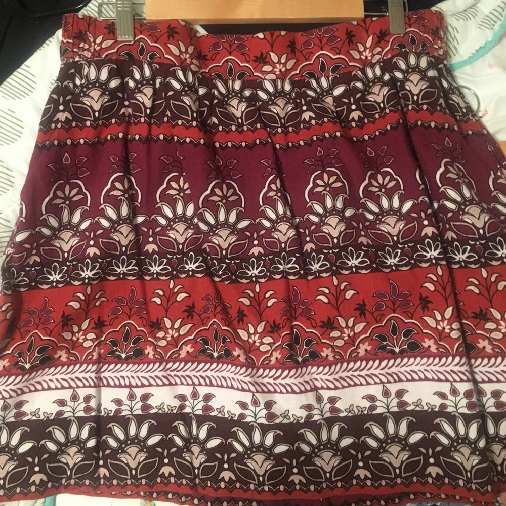 Loft patterned skirt